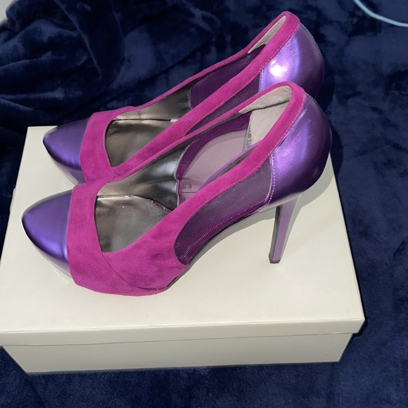 Guess platform pump - Picture 2 of 4
